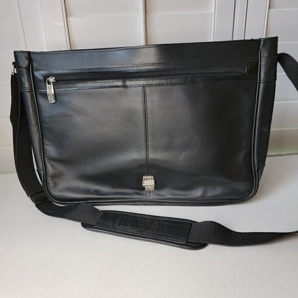 Kenneth Cole Laptop Messenger Bag - Picture 3 of 9
